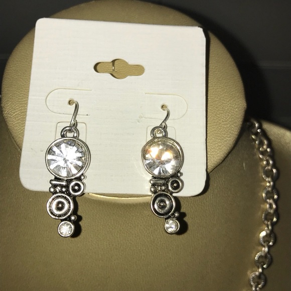 Rhinestone &Sliver Necklace & Earrings - Picture 3 of 6